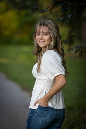 EmilySenior24EOSR-5529